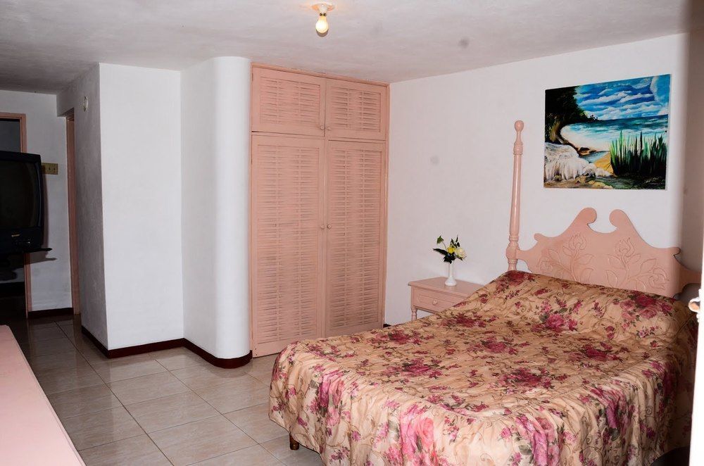 Marine View Hotel Ocho Rios Luaran gambar