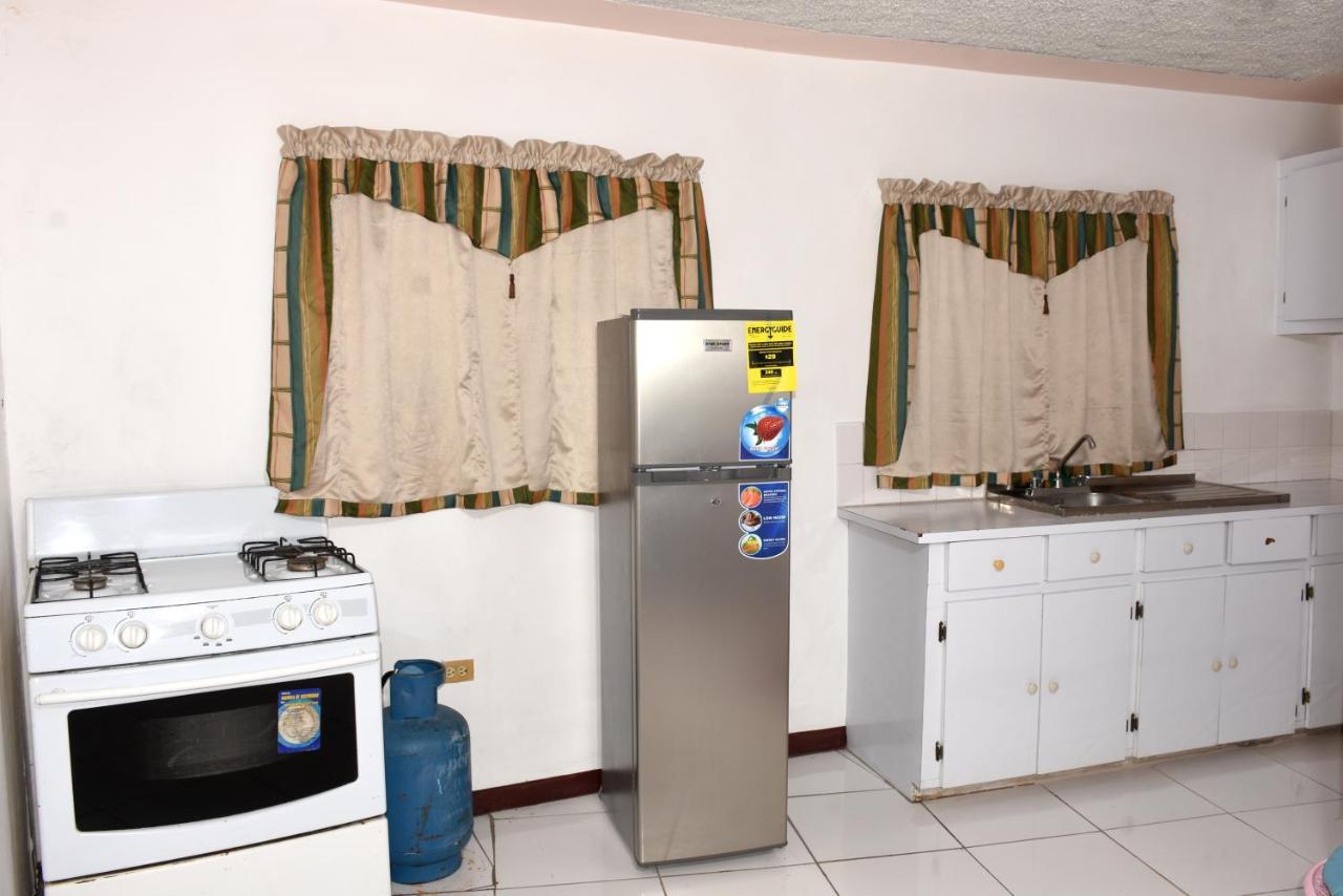 Marine View Hotel Ocho Rios Luaran gambar